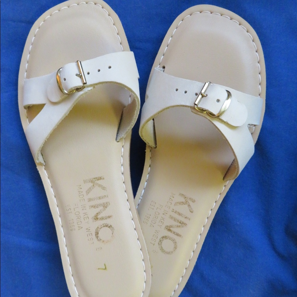 Super cute summer sandals!! KINO size 7